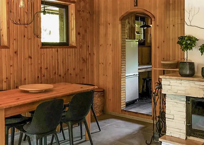 Дом отдыха 3 Bedroom Stunning In Studzienice